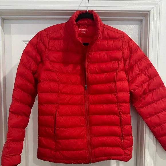 Amazon Essentials red puffer jacket Large - Picture 5 of 11
